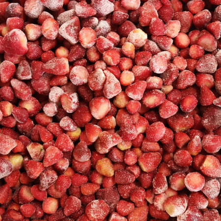 Fruits Rouges IQF Strawberry Destemmed Uncaliberated