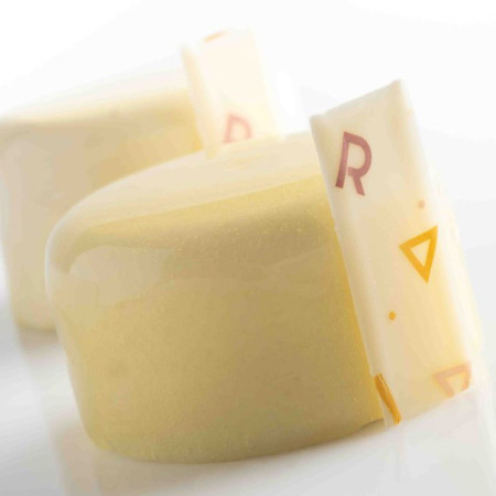 Louis Francois Xantham Gum (E415)