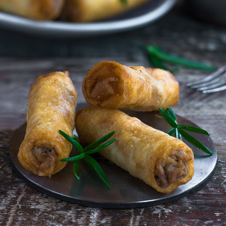 Buffet Vegetable Spring Rolls